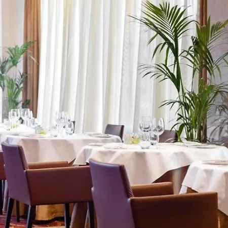 The Savoy 5*