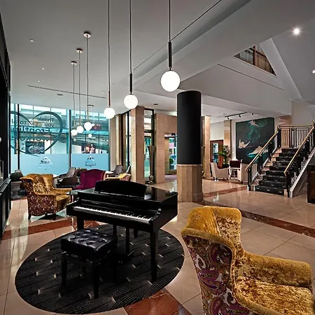 Hotel The Savoy Limerick Junction