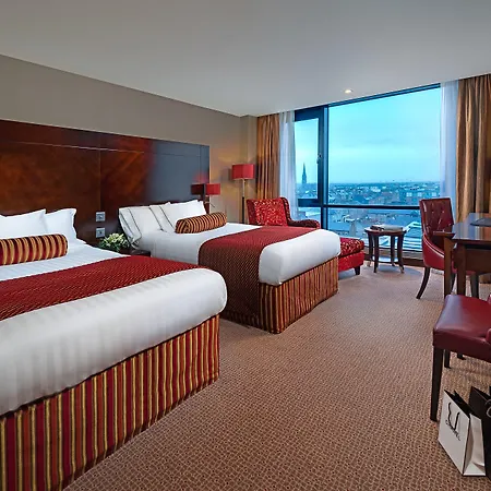 Отель The Savoy