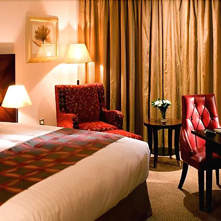 Szálloda The Savoy 5*