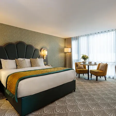 The Savoy Отель Лимерик