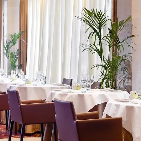 The Savoy Hotel 5*