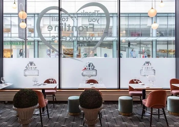 Отель The Savoy Лимерик