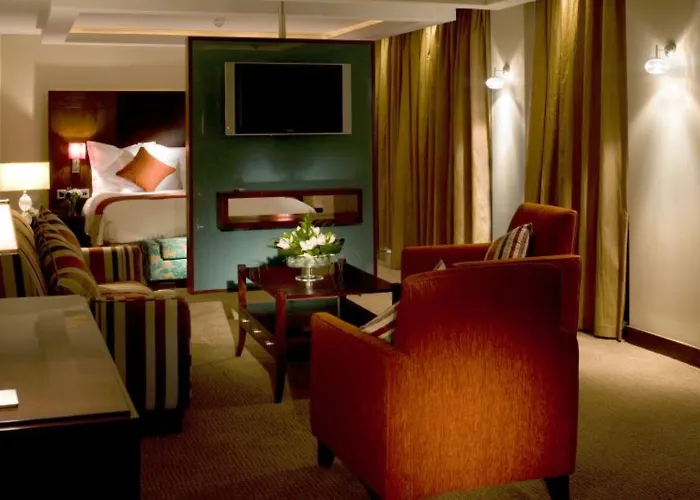 The Savoy Hotel 5*