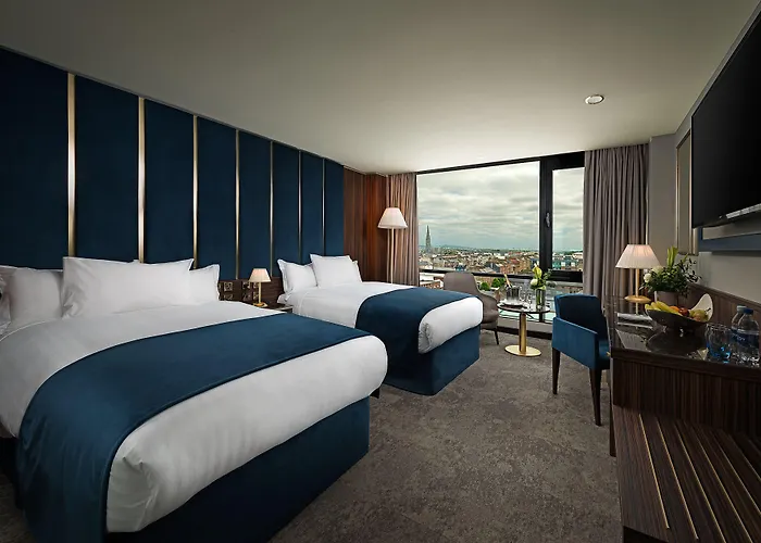 The Savoy Лимерик