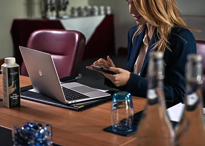 The Savoy Лимерик