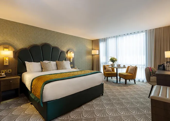 The Savoy Отель Лимерик