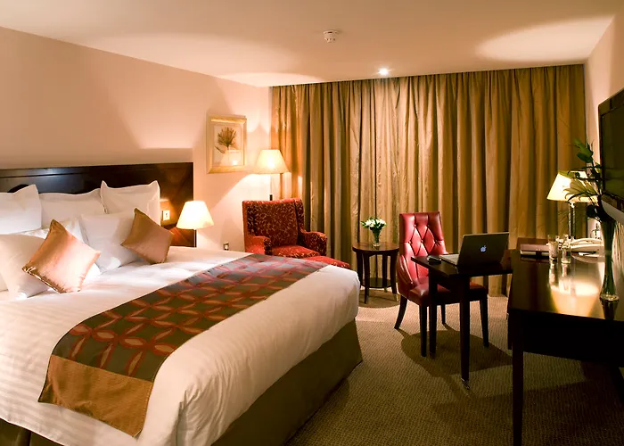 The Savoy Отель Лимерик